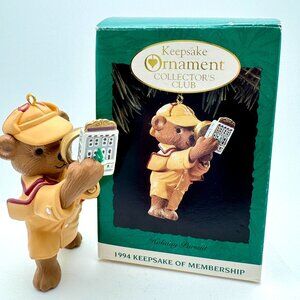Hallmark 1994 Keepsake Ornament Collectors Club Holiday Pursuit Bear Handcrafted